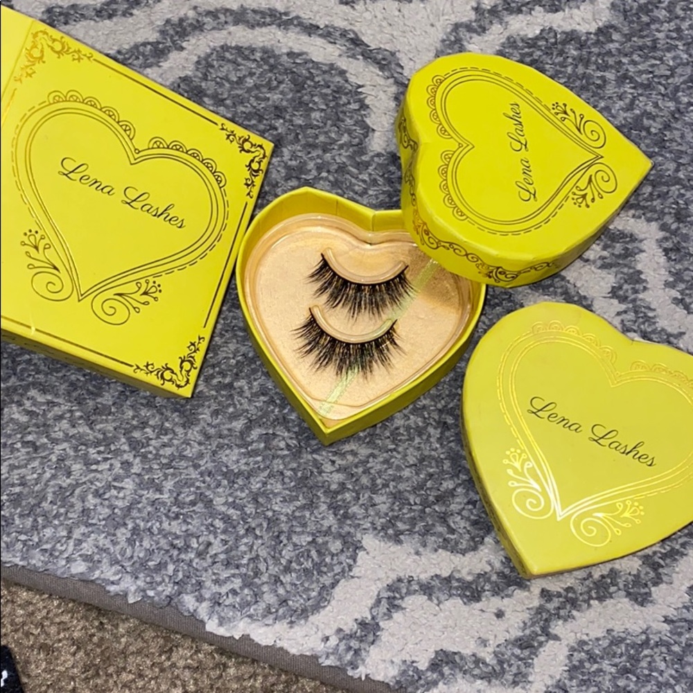 Lena Lashes brand eyelashes